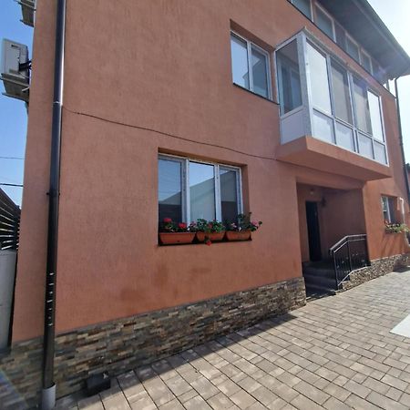 Casa Darya-24H Check-In Apartman Bukarest Kültér fotó