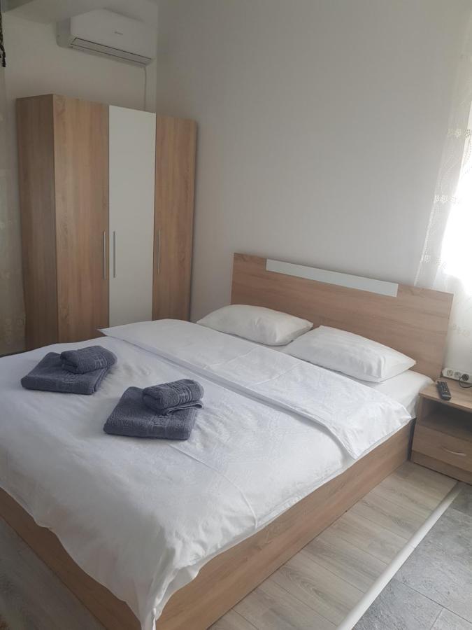 Casa Darya-24H Check-In Apartman Bukarest Kültér fotó