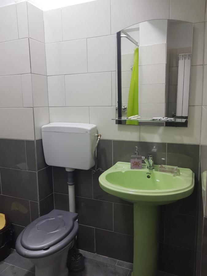 Casa Darya-24H Check-In Apartman Bukarest Kültér fotó