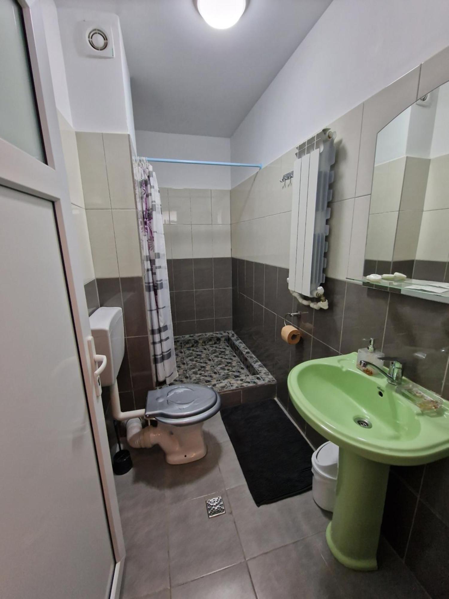 Casa Darya-24H Check-In Apartman Bukarest Kültér fotó