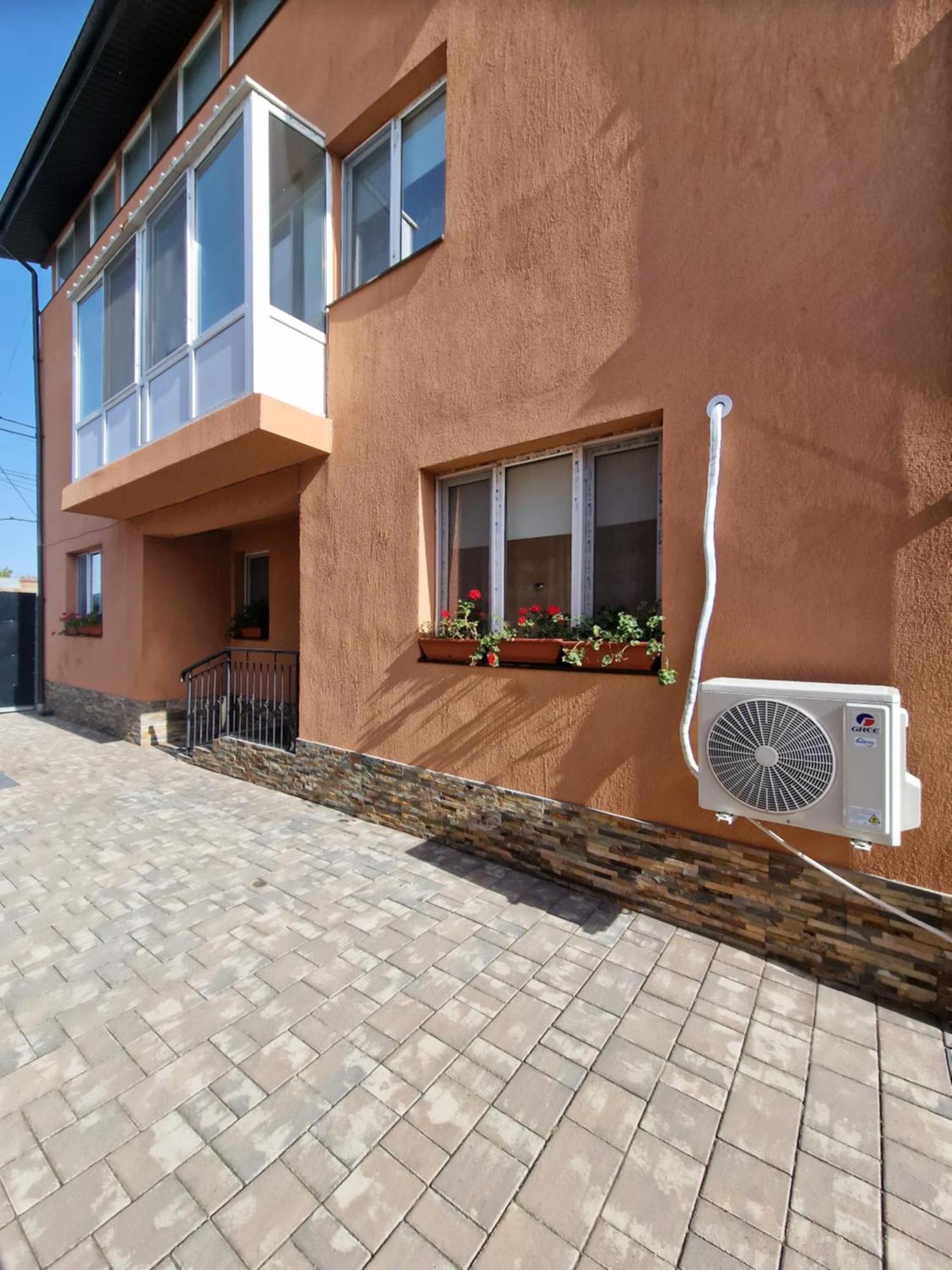 Casa Darya-24H Check-In Apartman Bukarest Kültér fotó